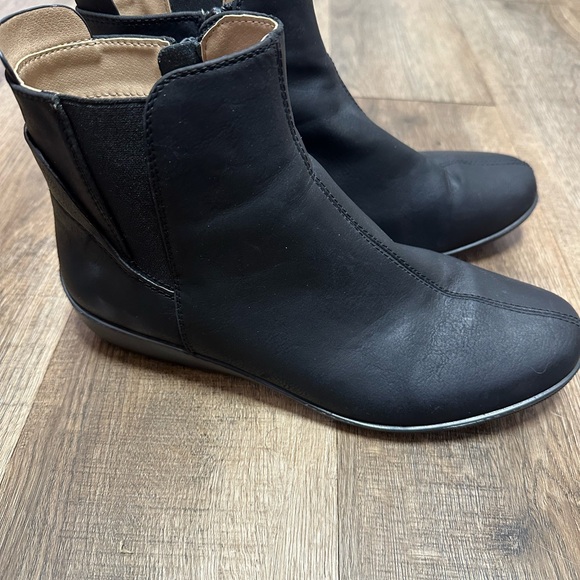 Life Stride Zipper Ankle Boot Black - Picture 2 of 5